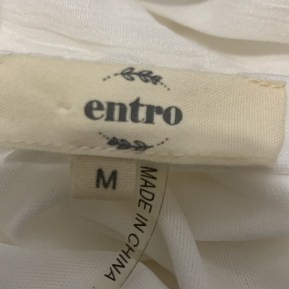 Entro White Dress Open Neck Size M Really pretty Used - Picture 5 of 7